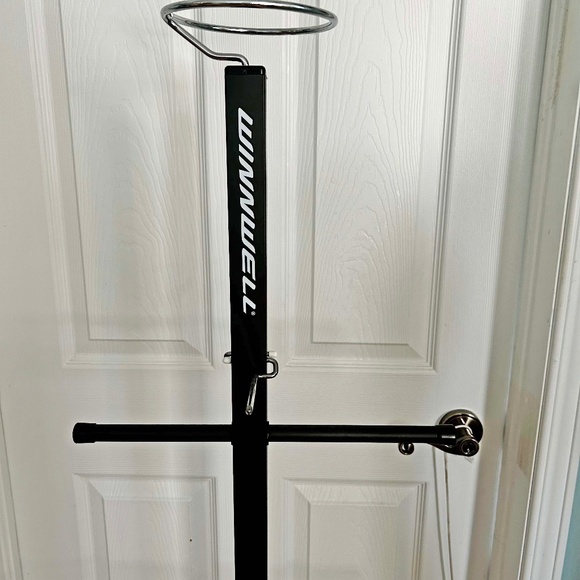 NECKLACE OR SCARF STAND, BLACK STEEL, 3 LONG RODS, 2 SHORT RODS, 1 ROUND HOLDER - Picture 1 of 5